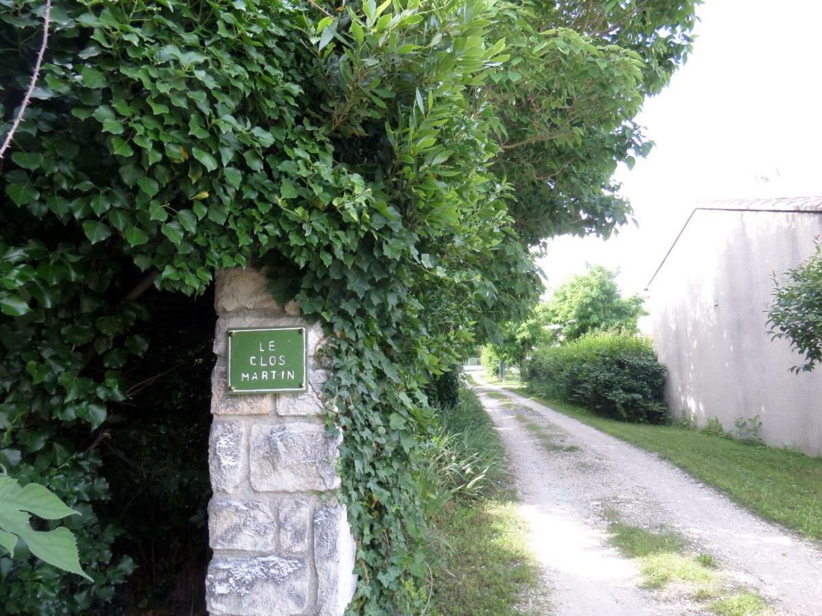 Le Clos Martin Eyragues エクステリア 写真